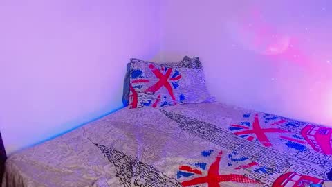 Mely online show from April 2026 04:34:01 AM