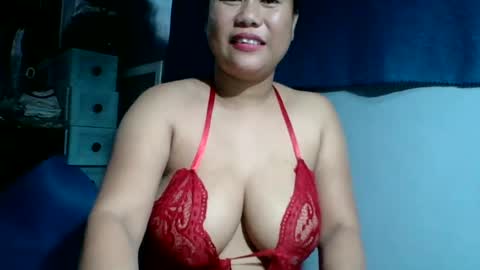 crazylady32 online show from August 2026 07:28:01 PM