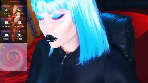 Snapshot of crazypinkyball chatting on May 2026 08:32:02 AM Roxy online show from May 2026 08:32:02 AM