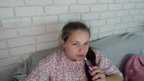 Snapshot of crazyy_girl_ chatting on October 2025 02:25:01 PM Crazyy Girl online show from October 2025 02:25:01 PM