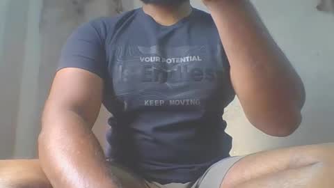 crazzy_booy online show from November 2025 04:07:02 AM