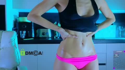 Snapshot of crazzy_cherry chatting on May 2026 10:20:01 AM crazzy cherry online show from May 2026 10:20:01 AM