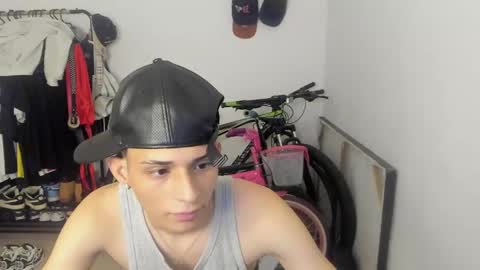 Snapshot of crazzy_master1 chatting on April 2026 06:42:01 PM crazzy_master1 online show from April 2026 06:42:01 PM