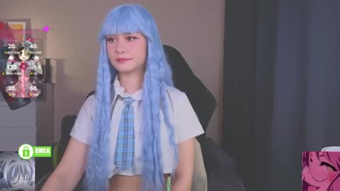 Snapshot of creammeow chatting on April 2026 02:10:01 AM Alina online show from April 2026 02:10:01 AM