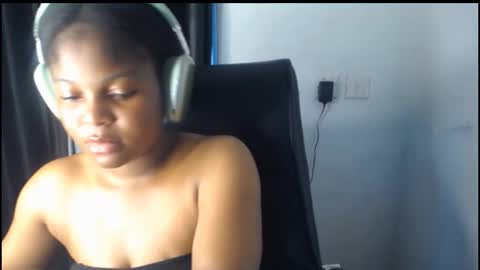 Lady jasmine online show from October 2025 08:20:01 AM