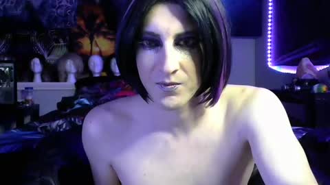 Snapshot of creamy_lust chatting on January 2025 04:12:01 AM Sylvia online show from January 2025 04:12:01 AM
