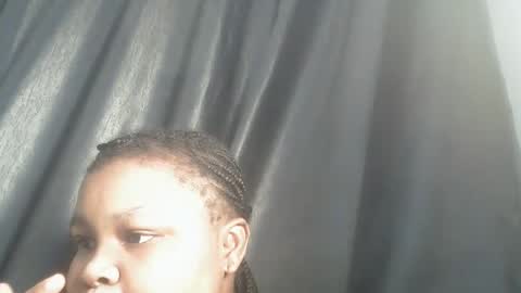 creamyposh1 online show from November 2025 04:12:02 AM