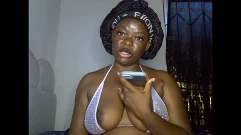 Snapshot of creamypussyxx chatting on June 2026 09:14:01 AM creamypussyxx online show from June 2026 09:14:01 AM