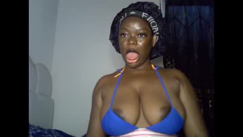 Snapshot of creamypussyxx chatting on June 2026 09:56:01 AM creamypussyxx online show from June 2026 09:56:01 AM