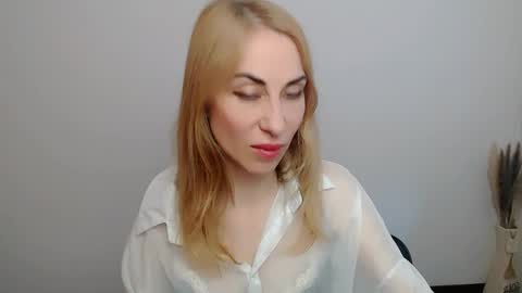 Lera online show from April 2026 07:01:01 AM