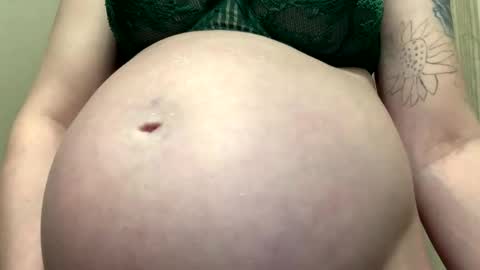 Snapshot of creative_k chatting on February 2026 06:12:02 PM Breed me daddy online show from February 2026 06:12:02 PM