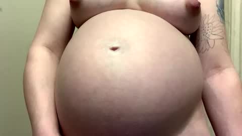 Snapshot of creative_k chatting on February 2026 01:46:01 AM Breed me daddy online show from February 2026 01:46:01 AM