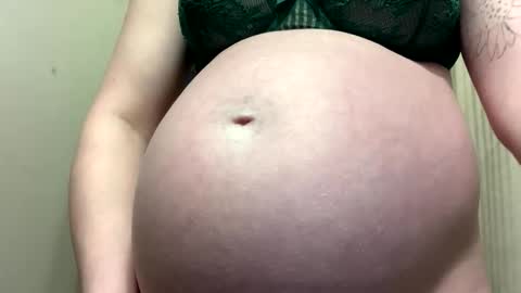 Snapshot of creative_k chatting on March 2026 01:57:02 PM Breed me daddy online show from March 2026 01:57:02 PM