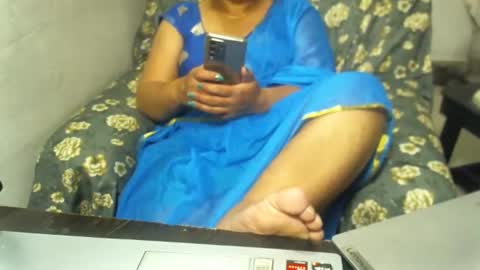 Snapshot of crezybhabihot chatting on January 2025 09:40:01 PM Sonika69 online show from January 2025 09:40:01 PM