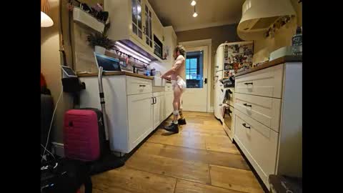 CrippledBottom online show from November 2025 03:06:02 PM