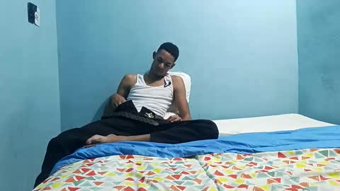 Snapshot of crishot1125 chatting on February 2026 01:43:02 AM crishot1125 online show from February 2026 01:43:02 AM