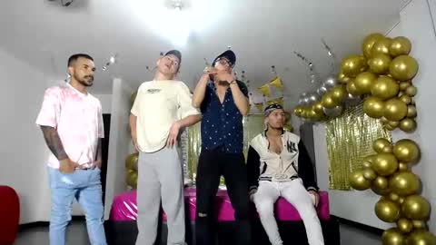 crismens online show from January 2025 03:04:02 AM