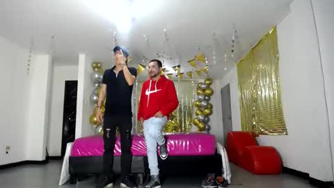 crismens online show from February 2025 03:16:02 AM