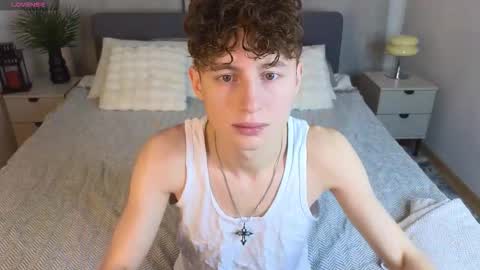 Chris online show from November 2025 03:12:01 PM