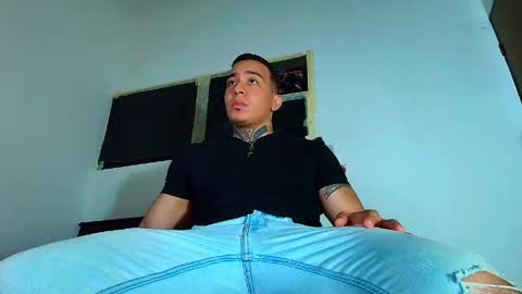 Cristopher online show from April 2026 12:08:02 AM