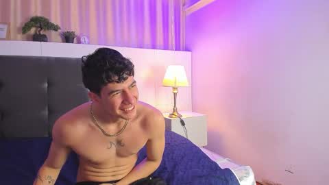 Cris online show from March 2026 03:03:02 AM