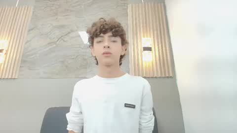 Snapshot of criss_allen1 chatting on November 2025 03:34:02 PM CRISS online show from November 2025 03:34:02 PM