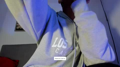 criss_zuri online show from April 2026 12:28:02 PM