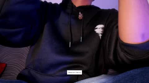 criss_zuri online show from April 2026 11:58:01 AM