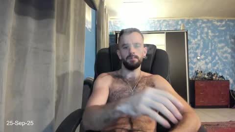 Snapshot of crissstud chatting on September 2025 05:44:02 AM Criss online show from September 2025 05:44:02 AM