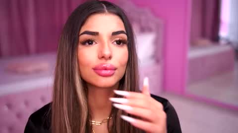 Crissy online show from March 2026 10:41:01 AM