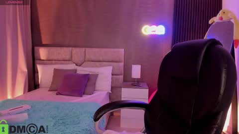 Snapshot of cristal__adams chatting on January 2026 12:09:02 PM cristal__adams online show from January 2026 12:09:02 PM