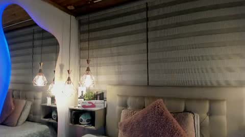 Cristal online show from July 2026 05:01:01 AM