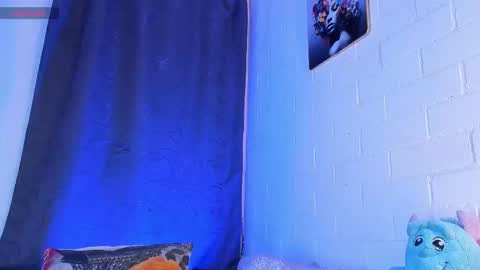 Cris online show from December 2025 02:08:02 AM