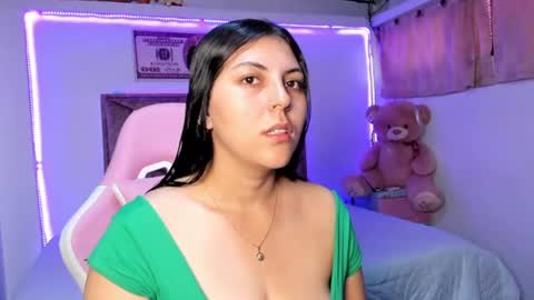 cristal_smith20 online show from July 2026 12:47:02 PM