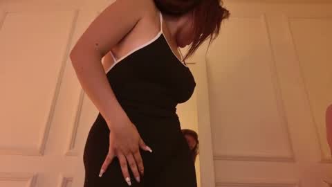 Snapshot of cristalbm_ chatting on June 2026 09:07:02 AM cristalbm_ online show from June 2026 09:07:02 AM