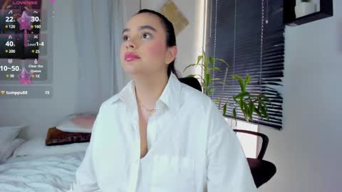 Snapshot of cristalcutte_ chatting on December 2024 04:16:01 PM Cristal Cute online show from December 2024 04:16:01 PM