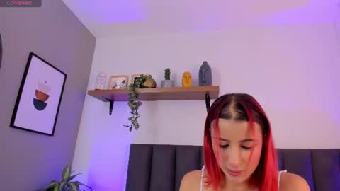 Snapshot of cristalfoxy_ chatting on July 2026 05:05:02 PM cristalfoxy_ online show from July 2026 05:05:02 PM