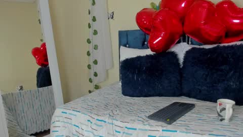 cristal walker online show from March 2025 12:34:01 PM