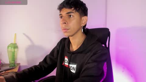 cristhian online show from January 2026 03:20:02 AM