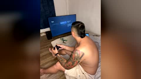 cristopher_011 online show from July 2026 11:37:01 PM