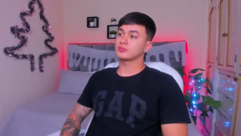 Cristopher online show from December 2024 12:51:02 PM