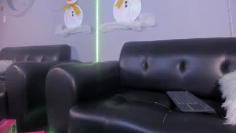 Cristopher online show from January 2025 03:28:02 PM