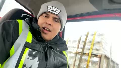 Snapshot of crisva7214 chatting on January 2025 02:13:01 PM crisva7214 online show from January 2025 02:13:01 PM