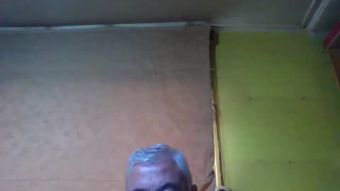 crmperez online show from September 2025 10:01:02 PM