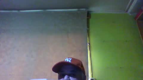 crmperez online show from March 2026 10:12:01 PM