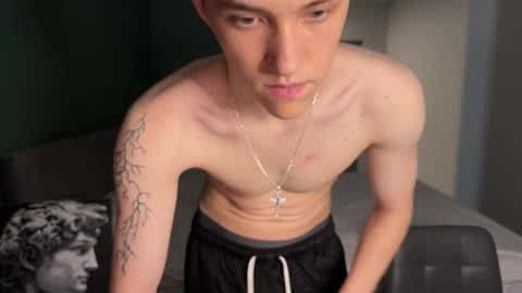 Snapshot of cronck52 chatting on November 2025 07:46:02 PM cronck52 online show from November 2025 07:46:02 PM