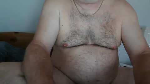 Snapshot of crowbarbi chatting on October 2025 06:26:01 PM Crowbarbi online show from October 2025 06:26:01 PM