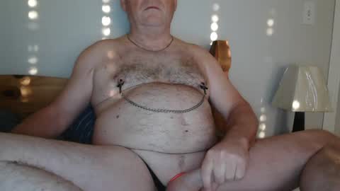 Snapshot of crowbarbi chatting on October 2025 11:31:01 AM Crowbarbi online show from October 2025 11:31:01 AM