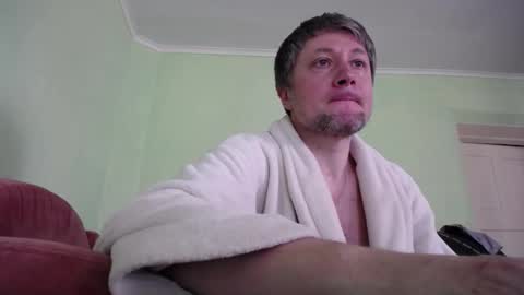 Snapshot of cruptomen chatting on March 2026 11:03:01 AM Alex online show from March 2026 11:03:01 AM