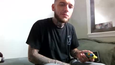 cruz815 online show from April 2026 04:41:01 PM